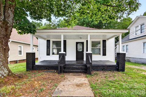 525 E Cemetery Street