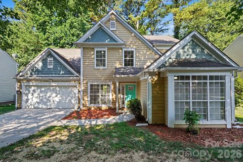 11921 Moonshadow Lane active home in Cedarfield, Huntersville, NC