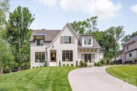 221 Hargett Court active home in Cotswold, Charlotte, NC