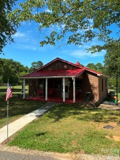 529 Cedar Street pending home in American Thread Company, Troutman, NC