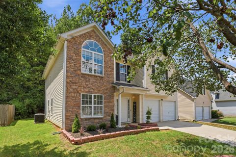 4923 Eagle Creek Drive active home in Eagle Ridge, Charlotte, NC