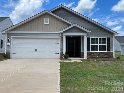709 Lamorak Place active home in Knights Bridge, Richburg, SC