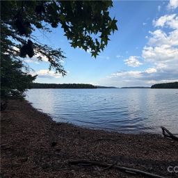 206 Kendricks Cove