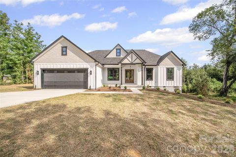 1132 Reba Lane pending home in Canebreak Ridge, Kannapolis, NC