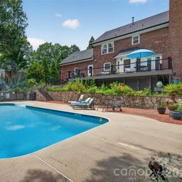 5843 Potomac Drive