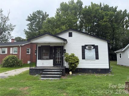 609 Clarinda Street