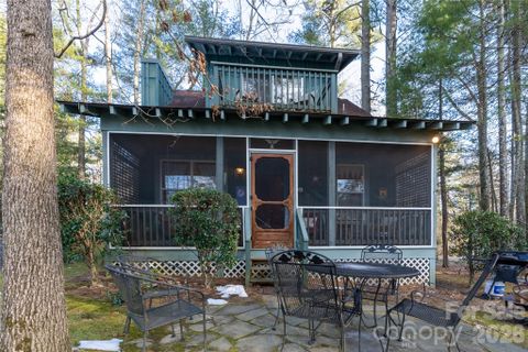 46 Rhett Drive pending home in Highland Lake, Flat Rock, NC