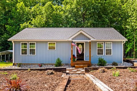 122 S Yadkin River Road