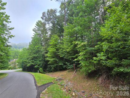 16 Courseview Drive