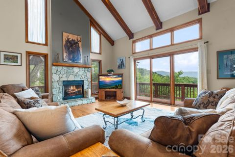 218 Slope View Drive