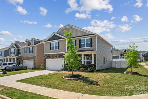 162 Giant Oak Avenue active home in Wallace Springs, Statesville, NC