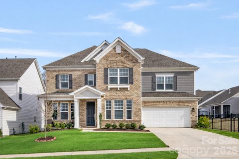 346 W Waterlynn Road active home in Reids Cove, Mooresville, NC