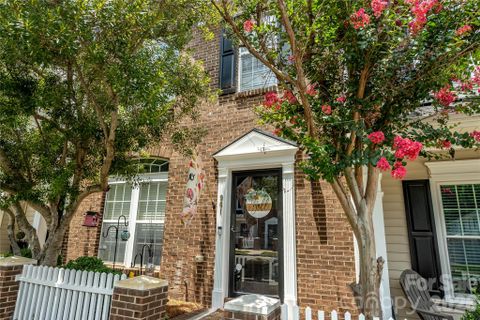 961 Coolsprings Lane