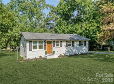 408 S Jackson Avenue pending home in Hillcrest, Waxhaw, NC