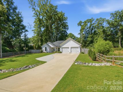1863 Sardis Drive