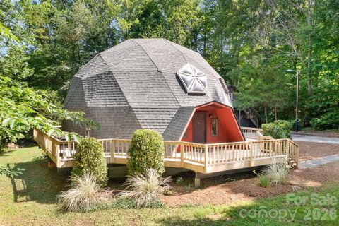 6351 Wildwood Trail