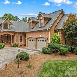107 Kenway Loop