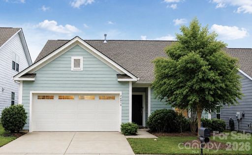 26019 Appleyard Court active home in Edgewater, Lancaster, SC