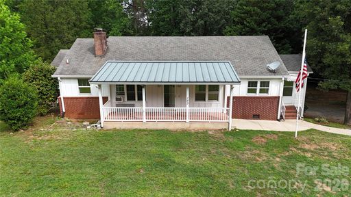 153 Southwinds Drive