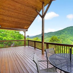 40 E Valley View Drive