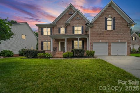 13818 Ballantyne Meadows Drive