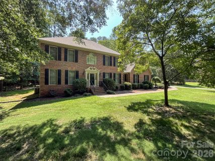 Homes in Providence Place, Weddington