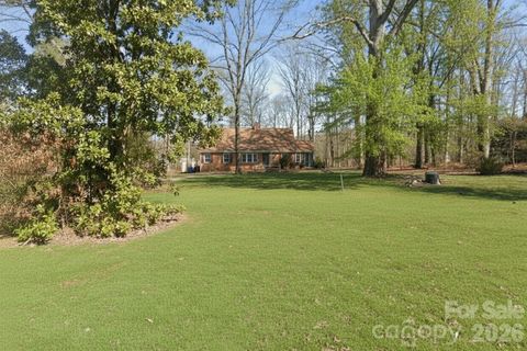 1131 Christopher Circle sold home in Hillcrest, Rock Hill, SC