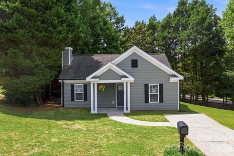 106 Moonflower Court