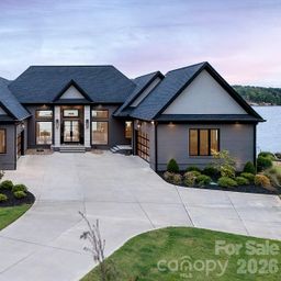 224 Clearwater Court