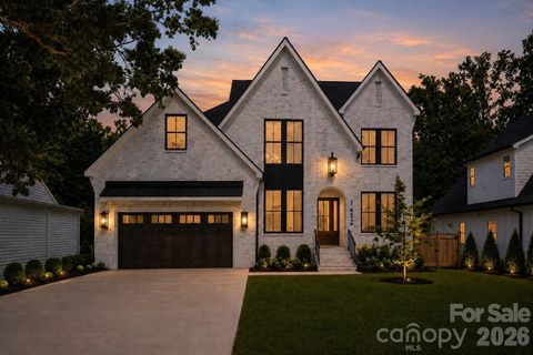 1412 Lyon Court