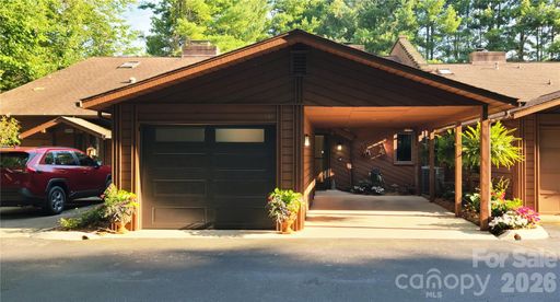 Homes in Woodfield Condos, Asheville