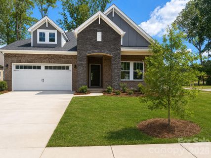 4004 Leyland Court active home in Heron Creek, Charlotte, NC