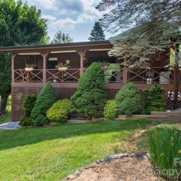 85 Hillcrest Road