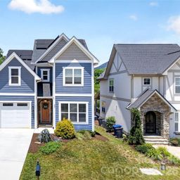 22 Tudor Way