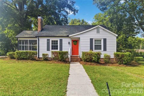 201 W Elm Street