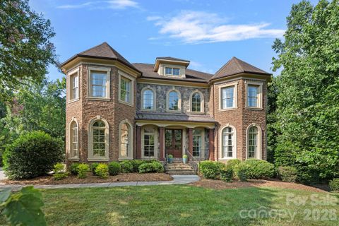 7013 Camrose Crossing Lane pending home in Brookhaven, Matthews, NC