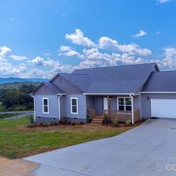 381 Scenic Ridge Circle