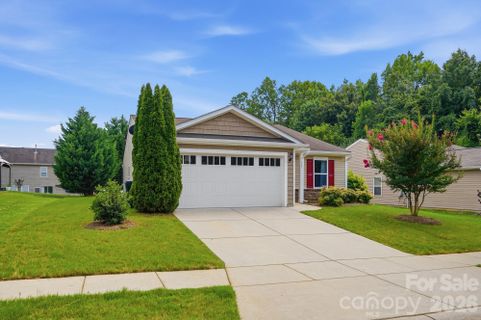 757 Willow Creek Drive active home in Willow Creek, Gastonia, NC
