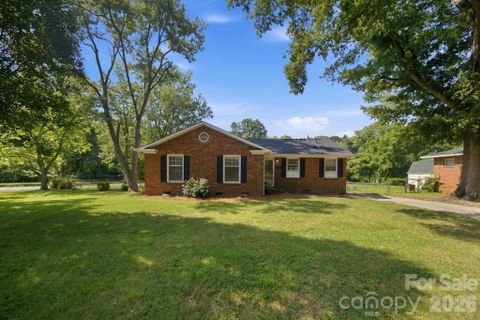 Homes in Westchester, Charlotte