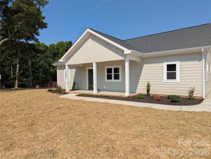 258 E East Avenue