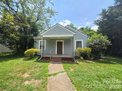614 Marsh Road active home in Southpark, Charlotte, NC