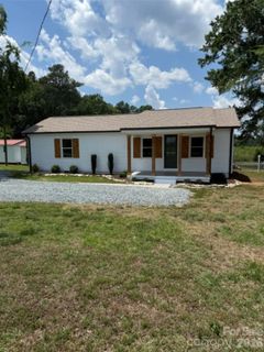 9697 Hwy 52 Highway