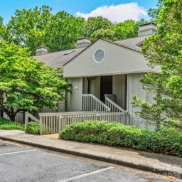 106 Abbey Circle