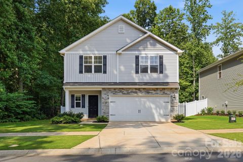 4005 Ruth Creek Court pending home in McGee Place, Charlotte, NC