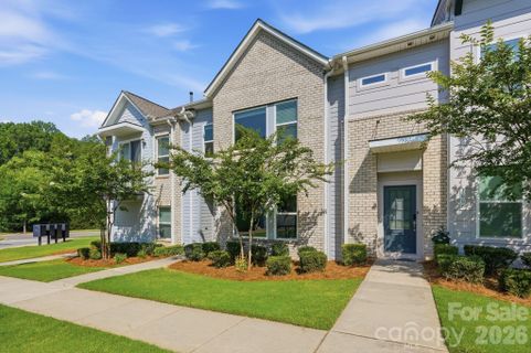 1450 Winding Stream Road