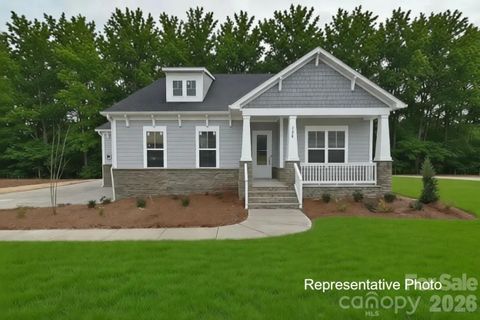 484 Edmunds Lane