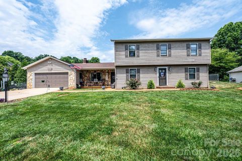 Homes in Gold Creek Estates, Hickory
