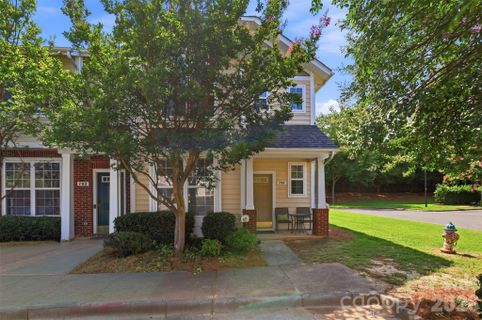 700 Shellstone Place pending home in Waterstone, Fort Mill, SC