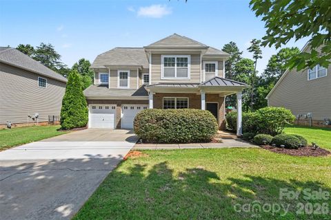 Homes in Stowe Pointe, Belmont