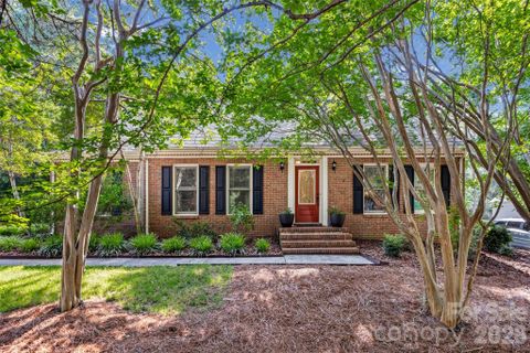 11701 Harrowfield Road pending home in Walnut Creek, Charlotte, NC